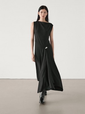 Massimo Dutti Midi With Brooch Detail Women Dress Black | US-TK1754086