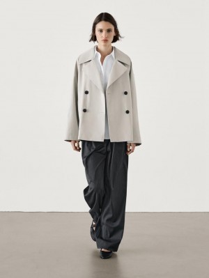 Massimo Dutti Short With Back Pleat Women Trench Coat Cream | US-BY7521480