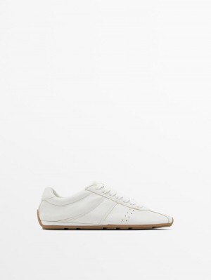 Massimo Dutti Soft With Flap Detail Women Sneakers White | US-PC0978123