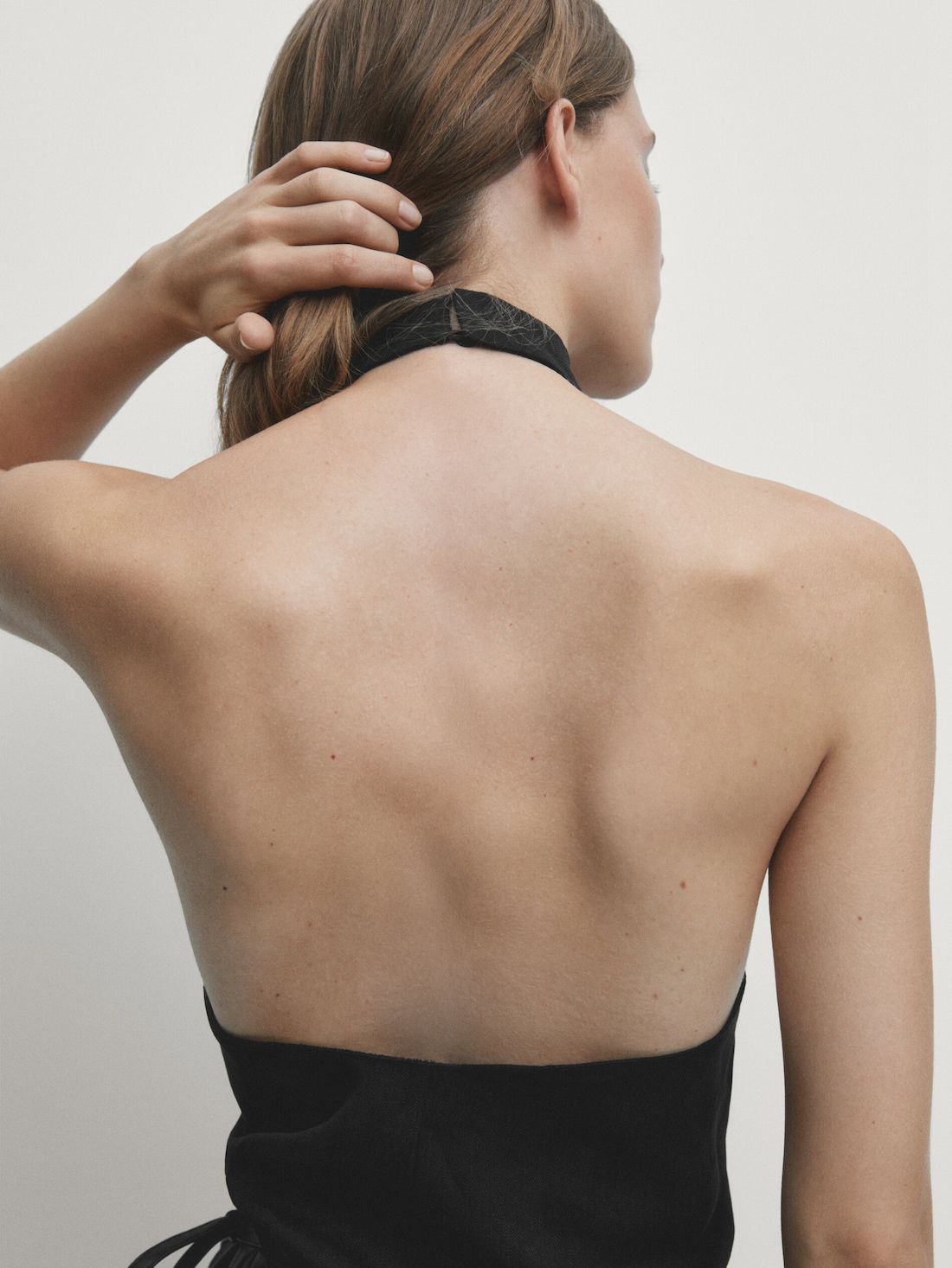 Massimo Dutti Halter With Gathered Detail Women Top Black | US-NF6209753