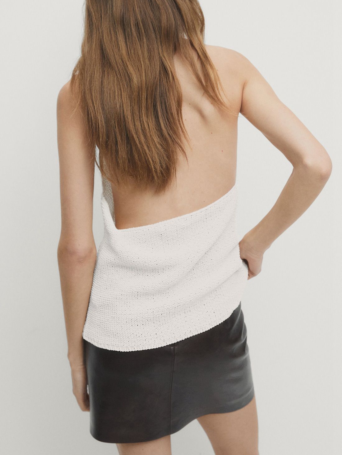 Massimo Dutti Halterneck With Low-cut Back Women Top Cream | US-BQ8107563
