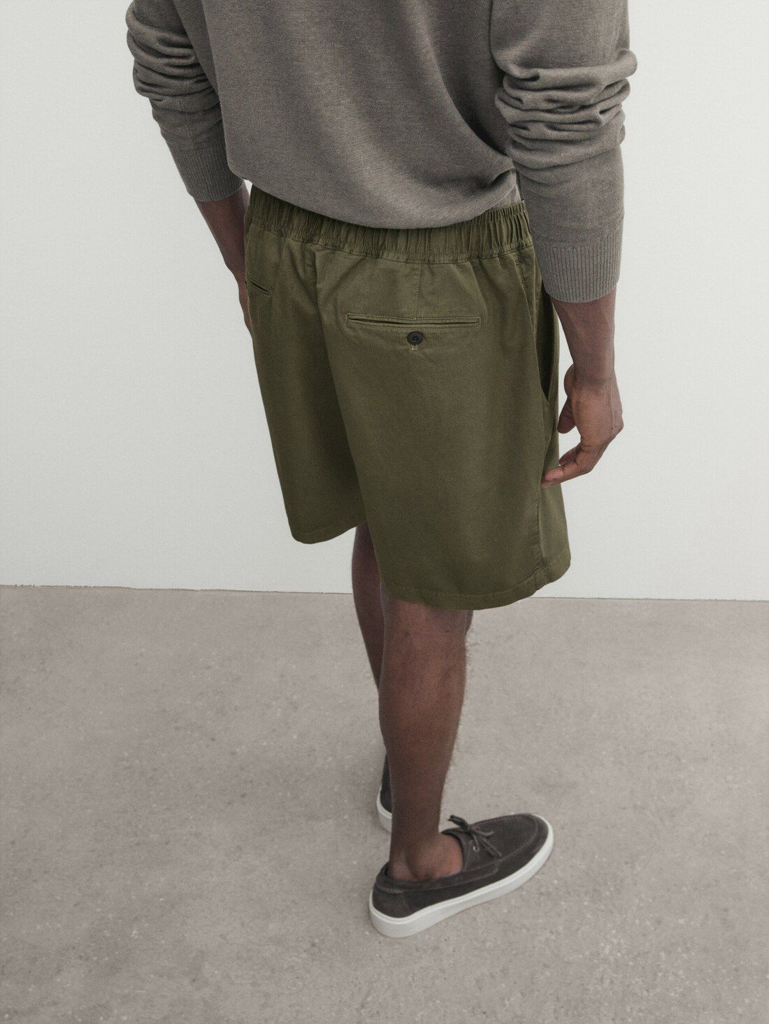 Massimo Dutti Jogger Fit Cotton Blend Bermuda Men Shorts Khaki | US-BS7680943
