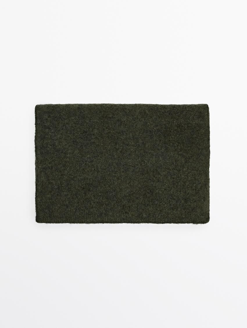Massimo Dutti Knitted Woollen Women Scarf Green | US-GC4613705