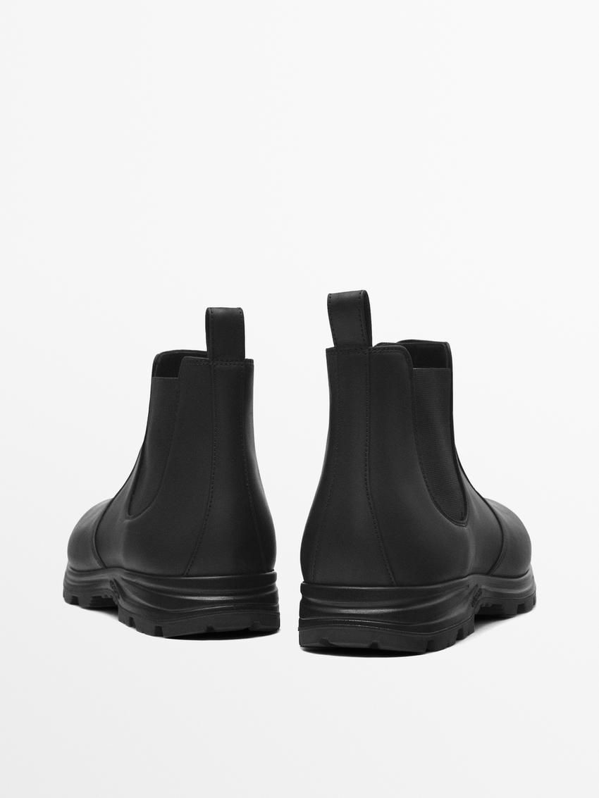 Massimo Dutti Leather Sock Ankle With Vibram Detail Men Chelsea Boots Black | US-XA3287019