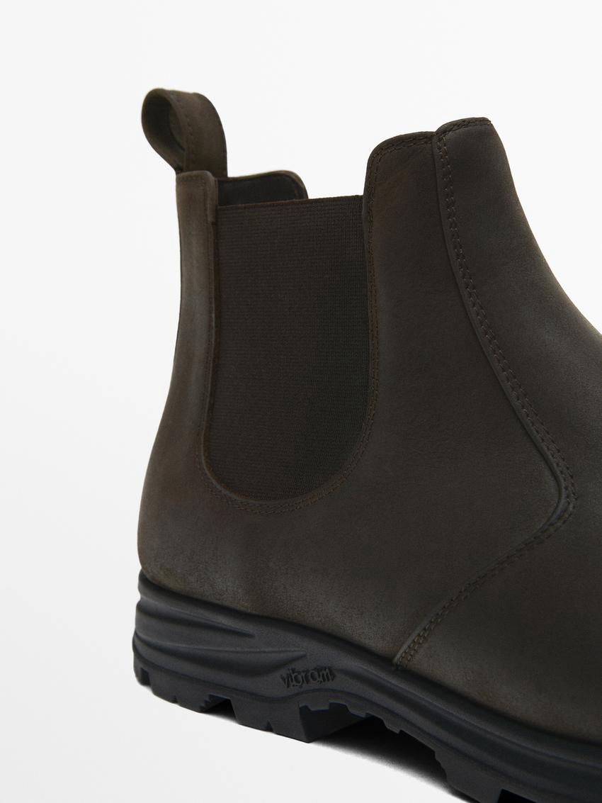 Massimo Dutti Leather Sock Ankle With Vibram Detail Men Chelsea Boots Dark Brown | US-XT9472018