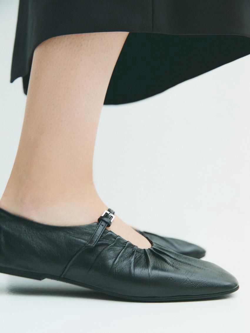 Massimo Dutti Leather With Gathered Detail Women Ballet Flats Black | US-MV2396745