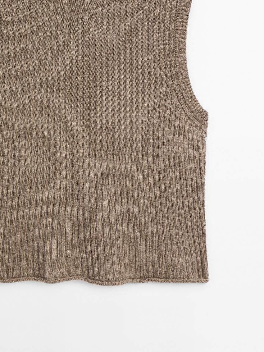 Massimo Dutti Ribbed High Neck Women Top Brown | US-VR9470623