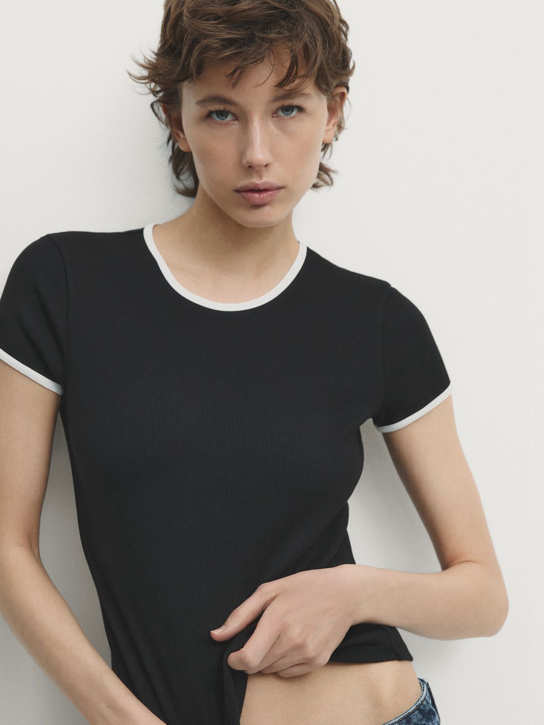 Massimo Dutti Short Sleeve Contrast Women T-Shirt Black | US-AM0945631