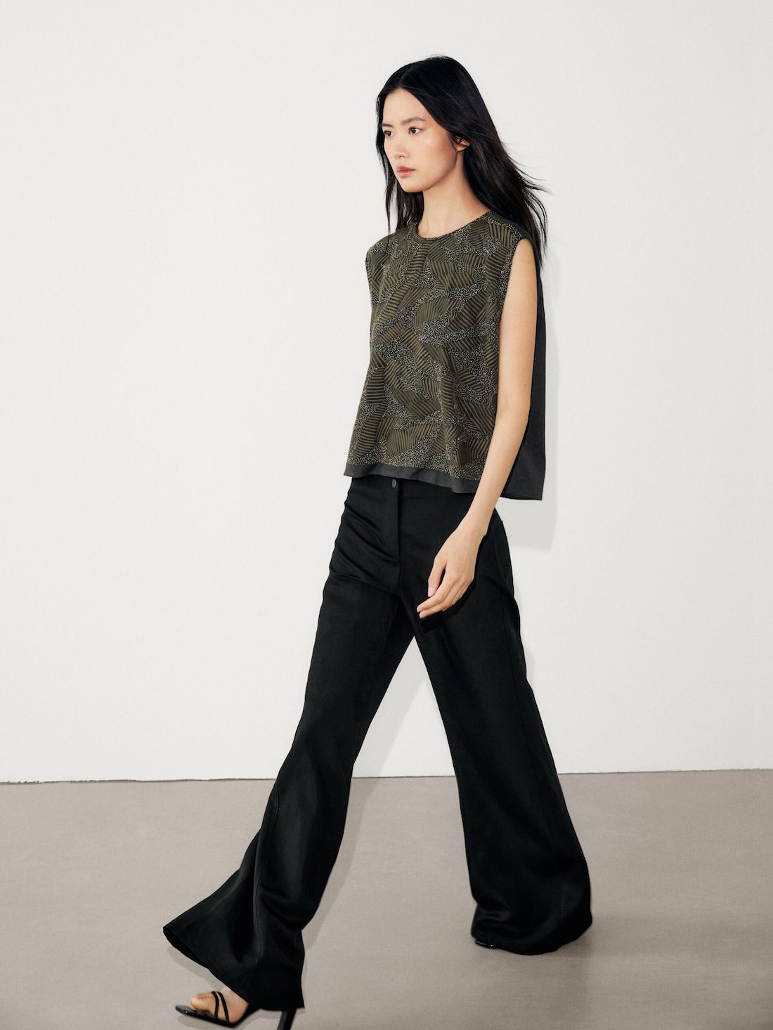 Massimo Dutti Sleeveless With Embroidered Details Women Top Dark Green | US-AF0892135