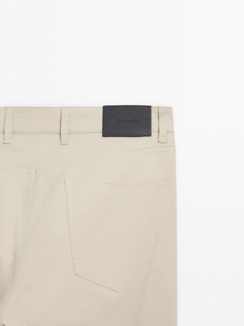 Massimo Dutti Slim Fit Denim Men Trousers Cream | US-SM1074352