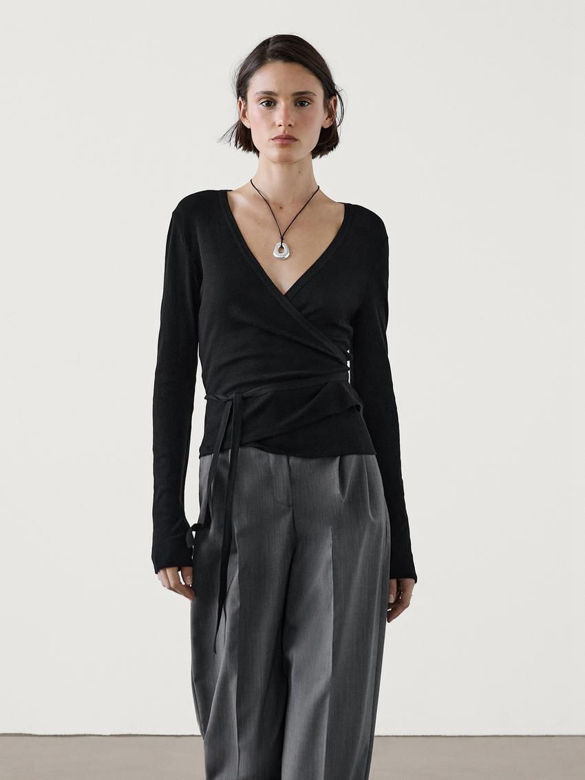 Massimo Dutti Tied With Cuff Detail Women T-Shirt Black | US-VS0862534