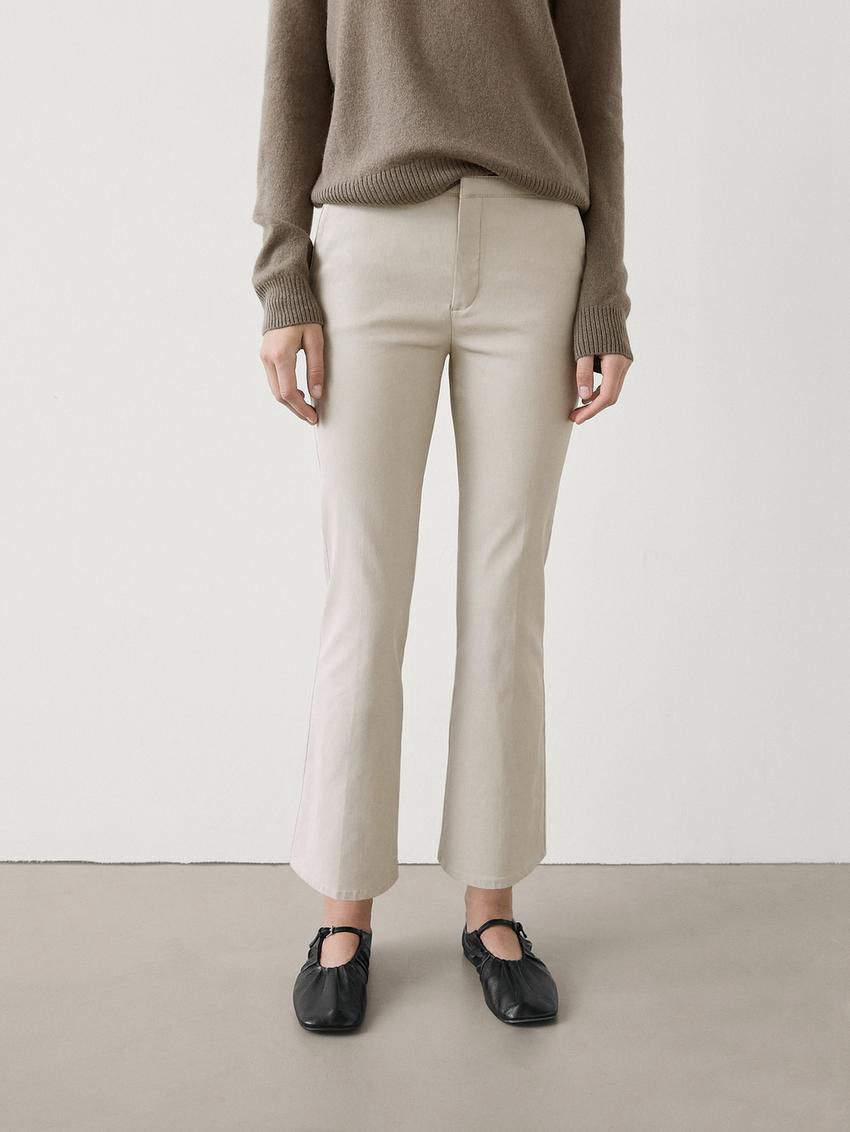 Massimo Dutti Waxed Flare Fit Cropped Women Trousers Cream | US-SO8760549