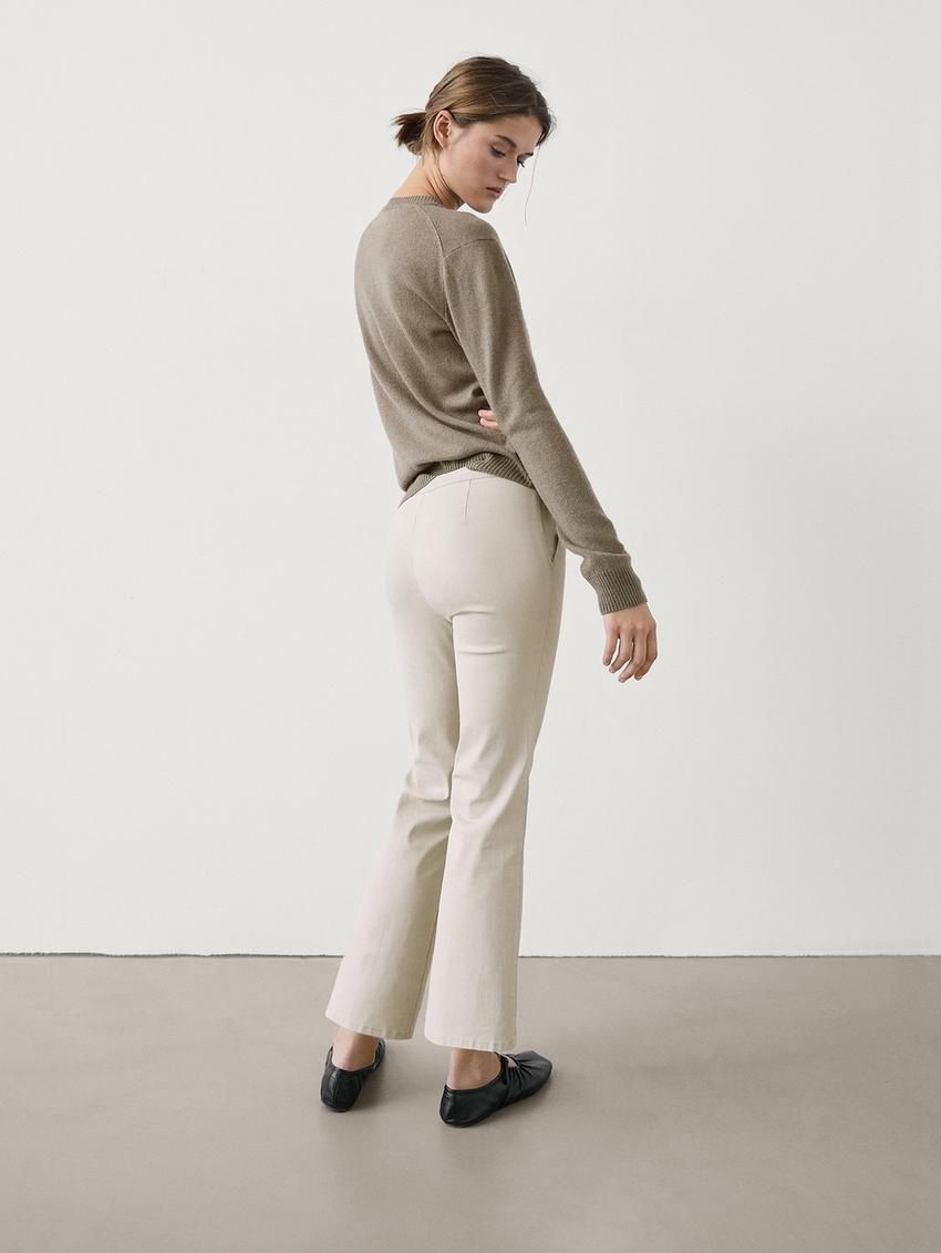 Massimo Dutti Waxed Flare Fit Cropped Women Trousers Cream | US-SO8760549