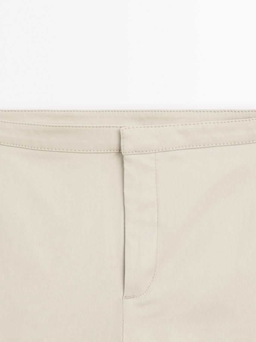 Massimo Dutti Waxed Flare Fit Cropped Women Trousers Cream | US-SO8760549