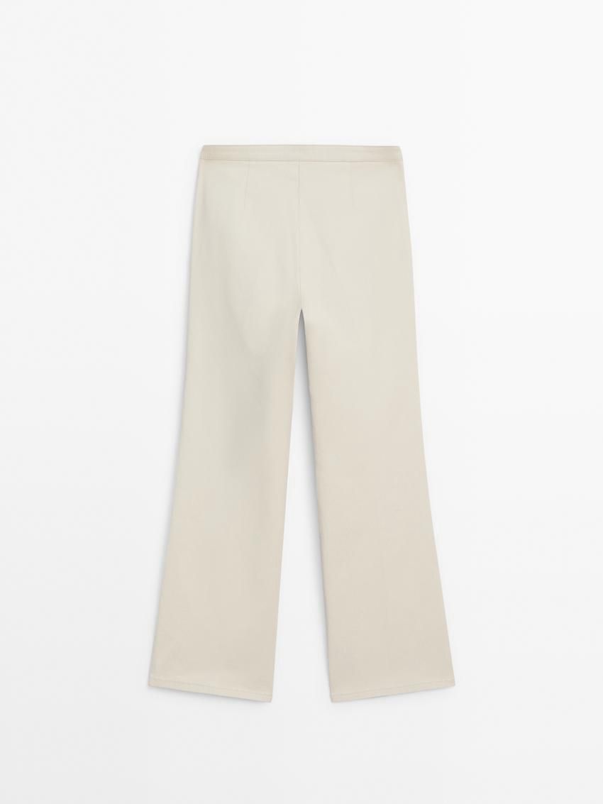 Massimo Dutti Waxed Flare Fit Cropped Women Trousers Cream | US-SO8760549