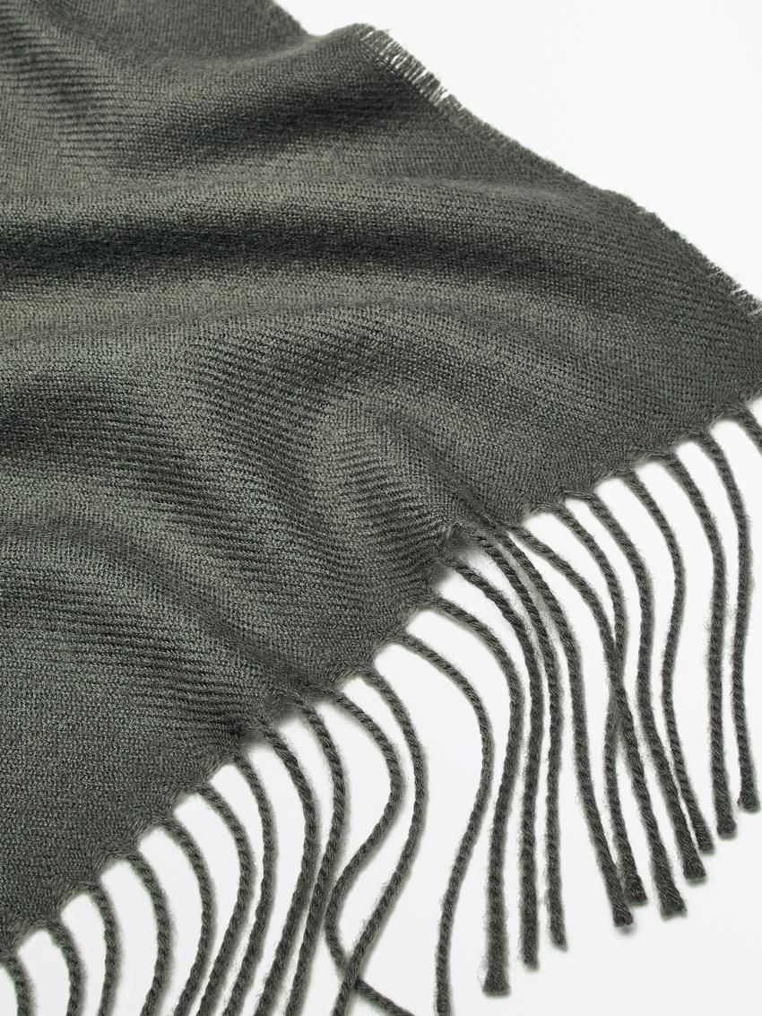 Massimo Dutti Wool Fringed Women Scarf Dark Green | US-BA9217635
